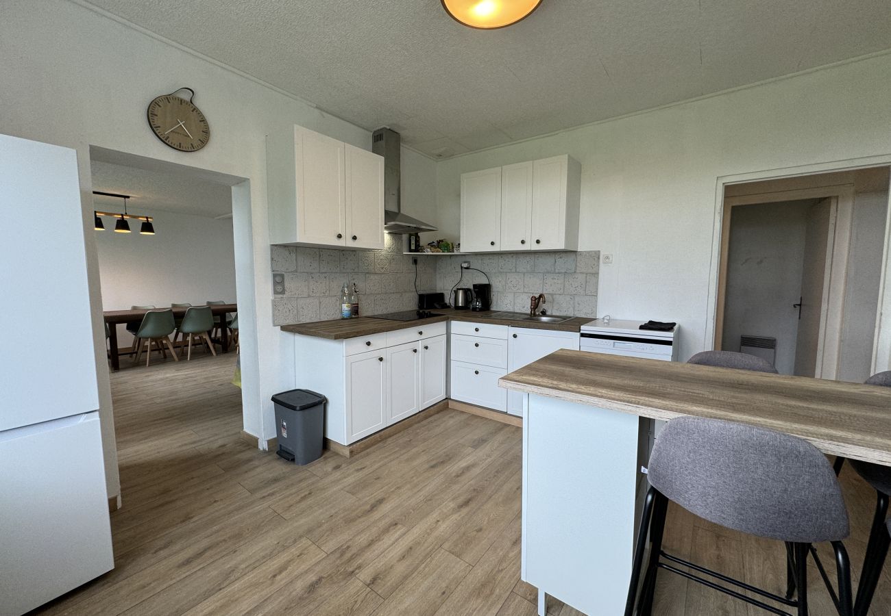 Cottage in Saint-Vincent-du-Lorouër - La Paquerie - Gîte - Campagne - 12 pers - Rêve au Mans