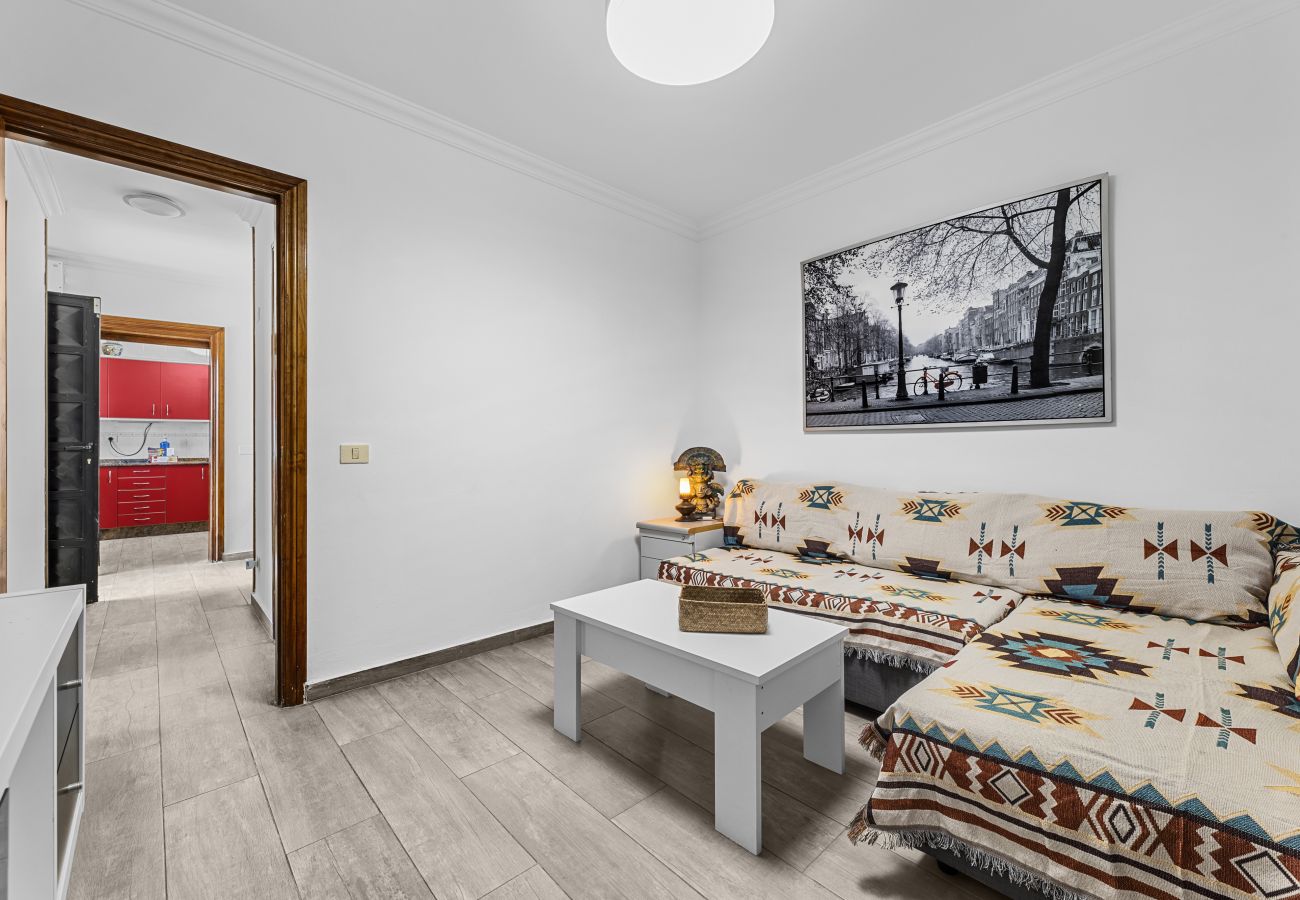 Apartment in Playa Honda - Casa Zafiro | Holiday Apartment in Lanzarote