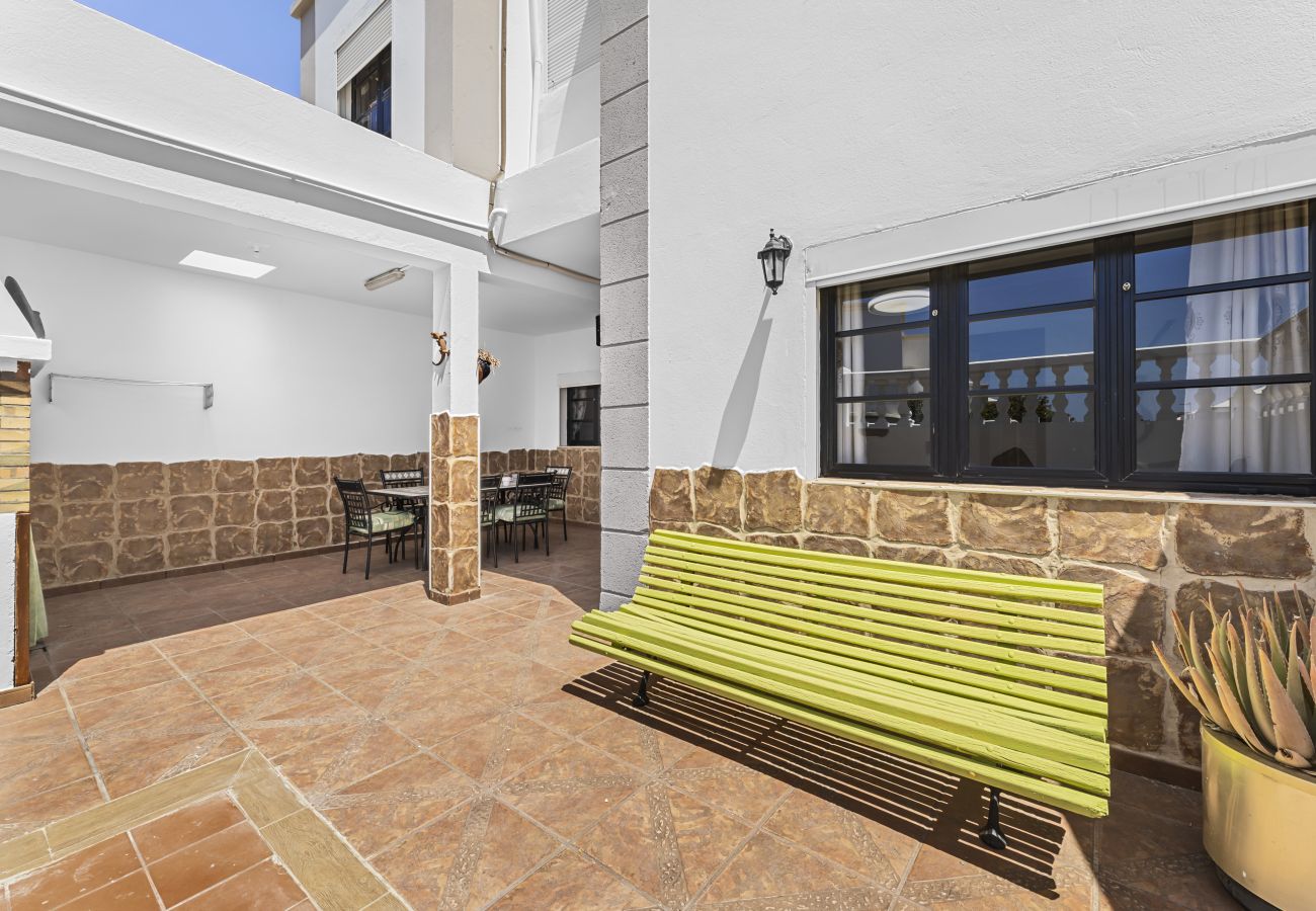 Apartment in Playa Honda - Casa Zafiro | Holiday Apartment in Lanzarote