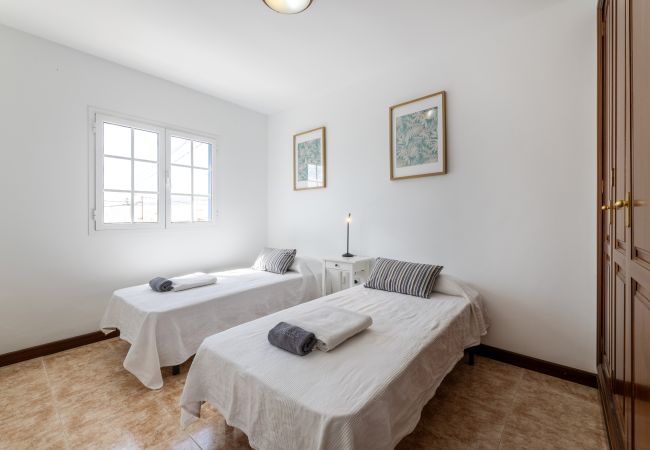 House in Arrieta  -  House in Arrieta  -