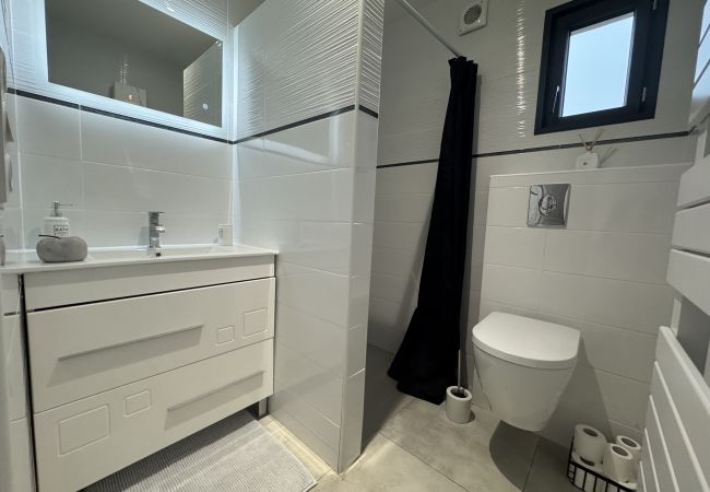 House in Ruaudin -  Le Refuge - confort - 5 pers - Rêve au Mans House in Ruaudin -  Le Refuge - confort - 5 pers - Rêve au Mans