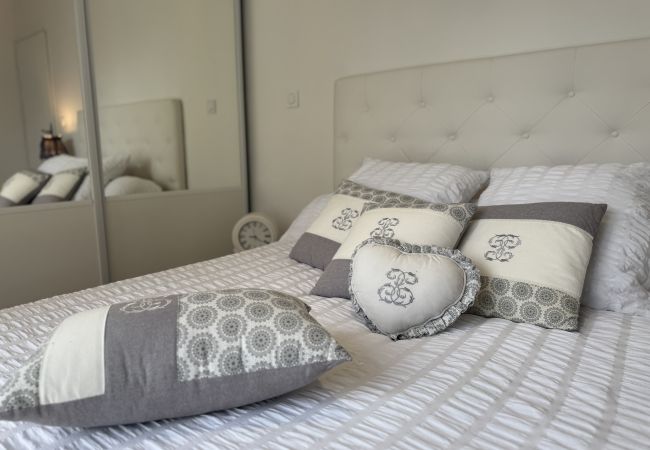 House in Ruaudin -  Le Refuge - confort - 5 pers - Rêve au Mans House in Ruaudin -  Le Refuge - confort - 5 pers - Rêve au Mans