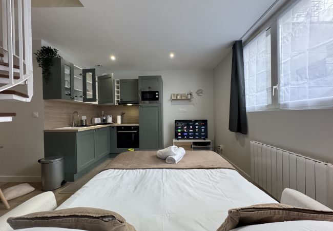 Apartment in Le Mans - Le Douplex - 4pers - Hyper Centre - Rêve au Mans Apartment in Le Mans - Le Douplex - 4pers - Hyper Centre - Rêve au Mans