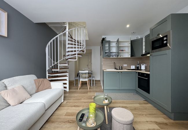 Apartment in Le Mans - Le Douplex - 4pers - Hyper Centre - Rêve au Mans Apartment in Le Mans - Le Douplex - 4pers - Hyper Centre - Rêve au Mans