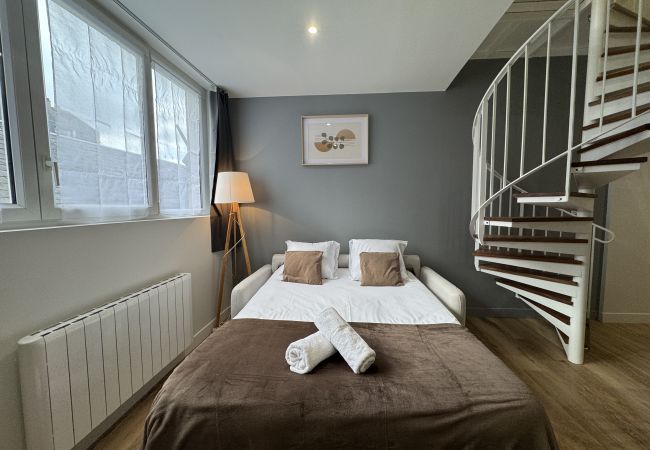 Apartment in Le Mans - Le Douplex - 4pers - Hyper Centre - Rêve au Mans Apartment in Le Mans - Le Douplex - 4pers - Hyper Centre - Rêve au Mans