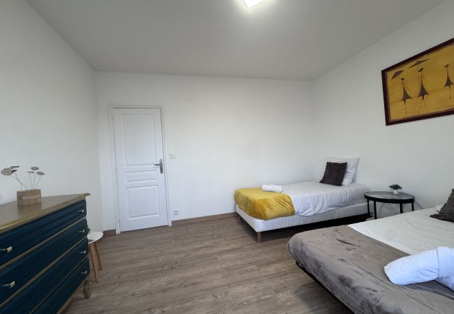 Apartment in Le Mans - Le Tempo - 7 pers - Circuit - Rêve au Mans Apartment in Le Mans - Le Tempo - 7 pers - Circuit - Rêve au Mans