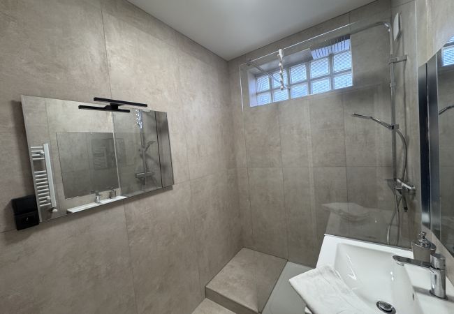 Apartment in Le Mans - Le Tempo - 7 pers - Circuit - Rêve au Mans Apartment in Le Mans - Le Tempo - 7 pers - Circuit - Rêve au Mans