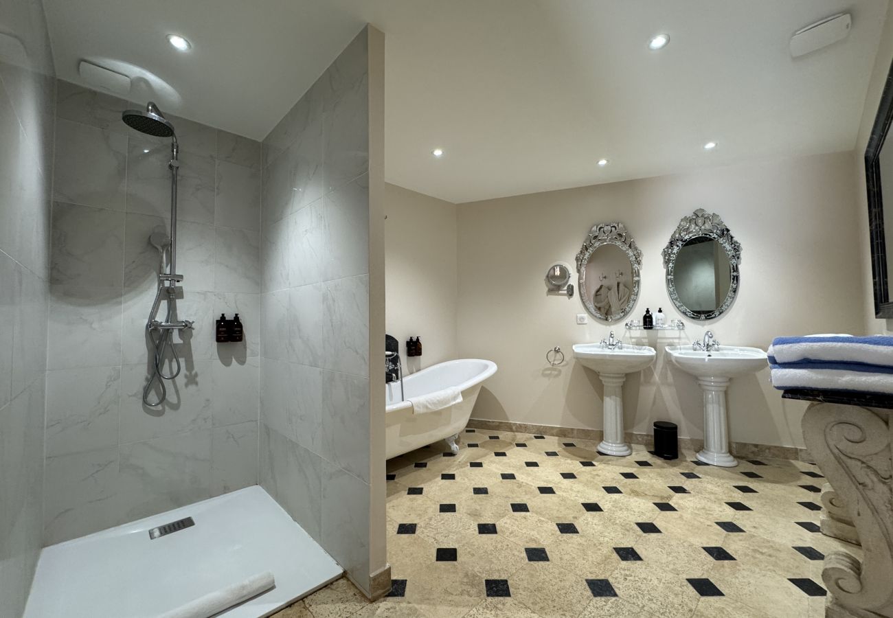 Country house in Trangé - Domaine de la Groirie - 29pers - 24h du Mans - Rêve au Mans