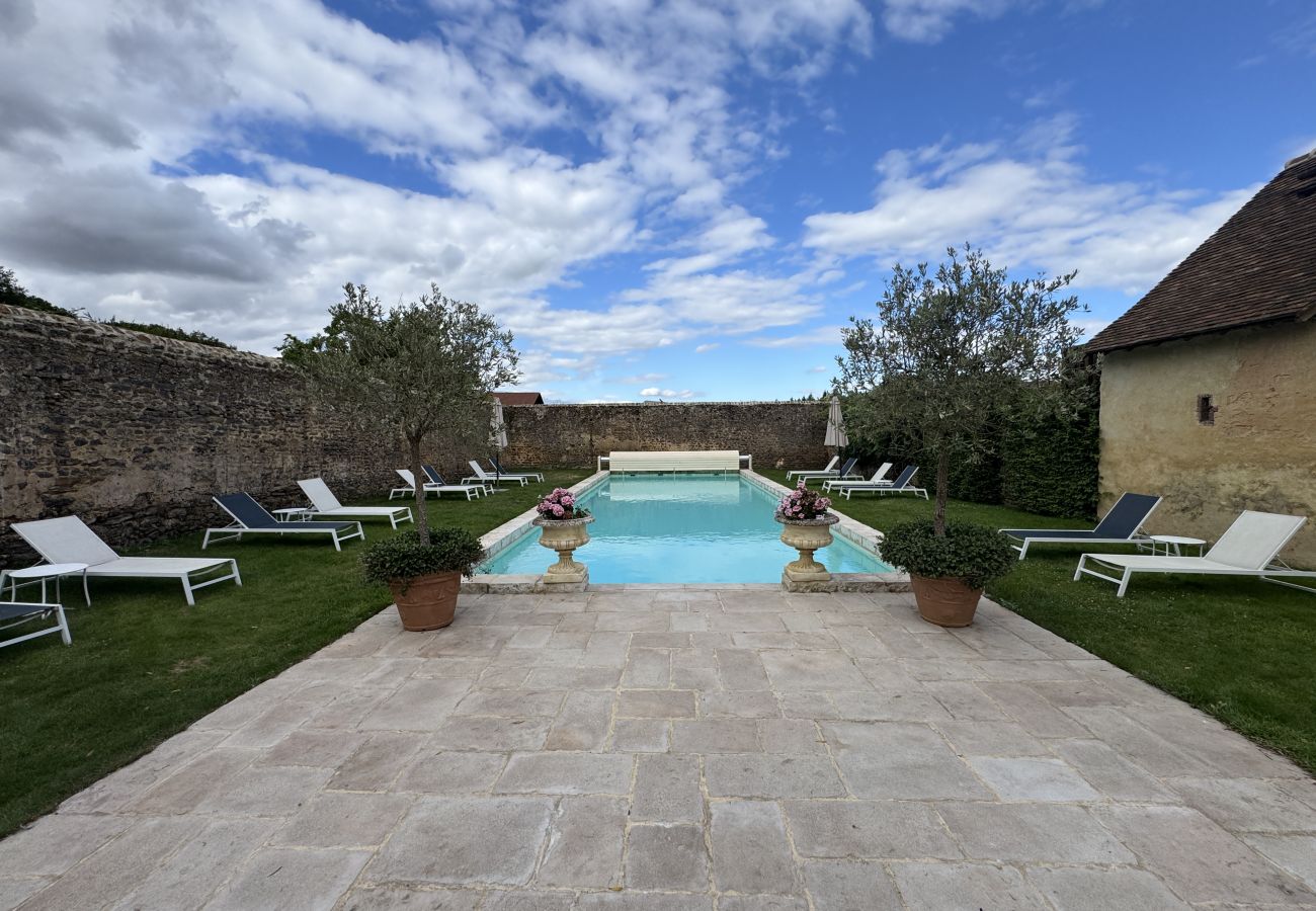 Country house in Trangé - Domaine de la Groirie - 29pers - 24h du Mans - Rêve au Mans