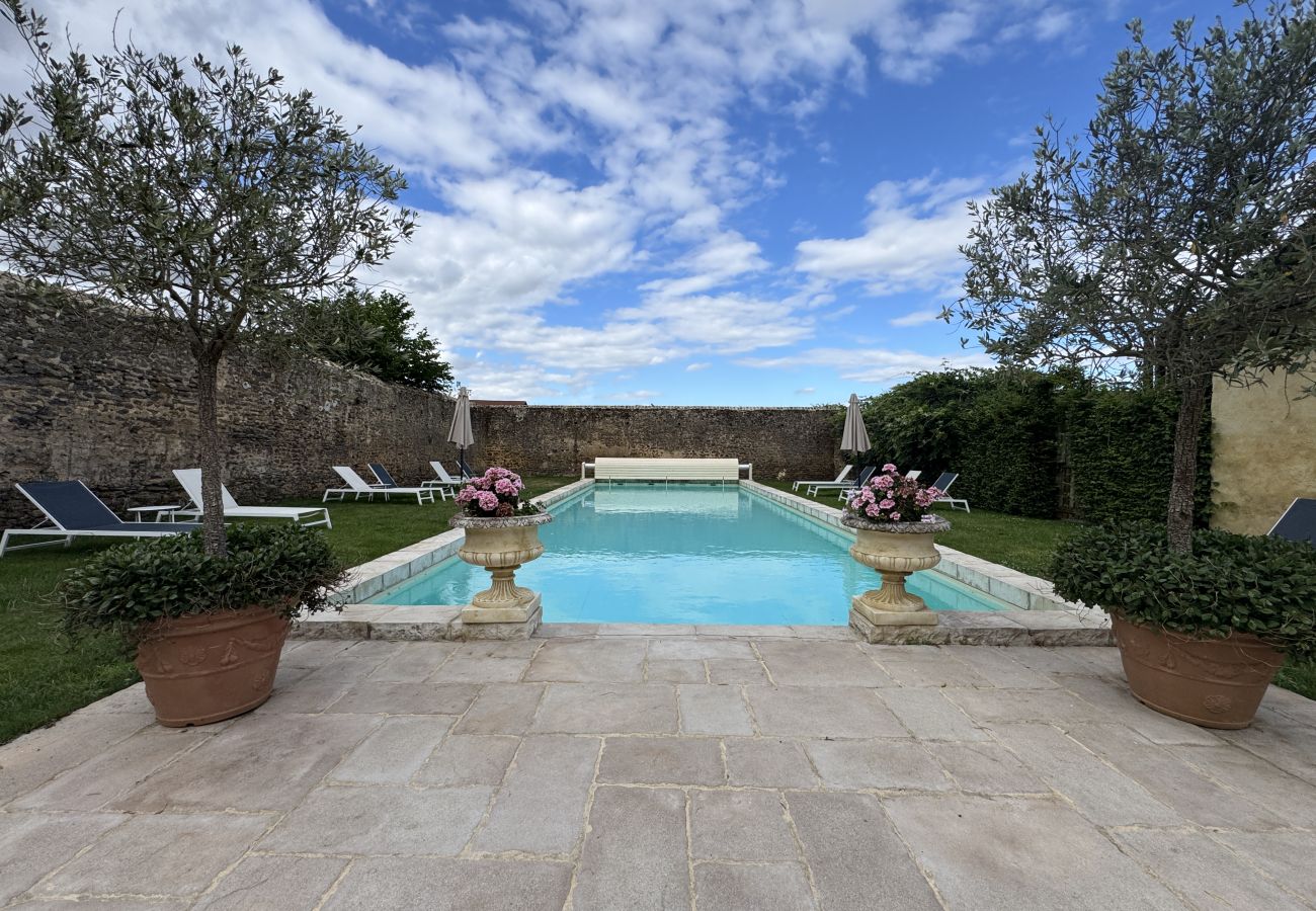 Country house in Trangé - Domaine de la Groirie - 29pers - 24h du Mans - Rêve au Mans