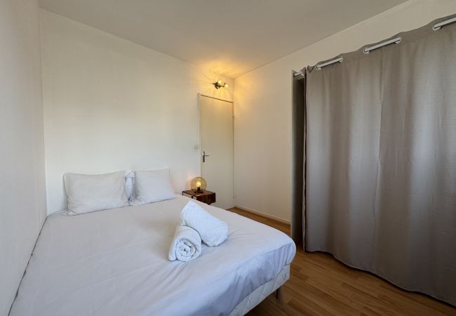 Apartment in Le Mans - Le Bollée - 6pers - balcon - Rêve au Mans Apartment in Le Mans - Le Bollée - 6pers - balcon - Rêve au Mans