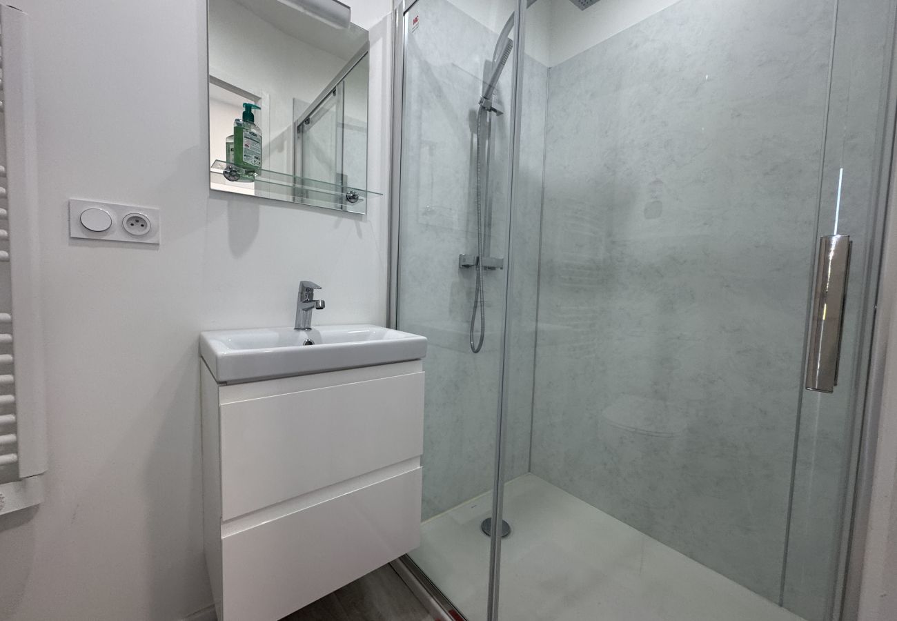 Apartment in Le Mans - Le Saint Denis 1 - Supérieur - 4pers - Rêve au Mans