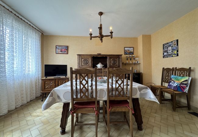 House in Arnage - Chez Paulette - 4pers - Circuit Bugatti - Rêve au Mans House in Arnage - Chez Paulette - 4pers - Circuit Bugatti - Rêve au Mans