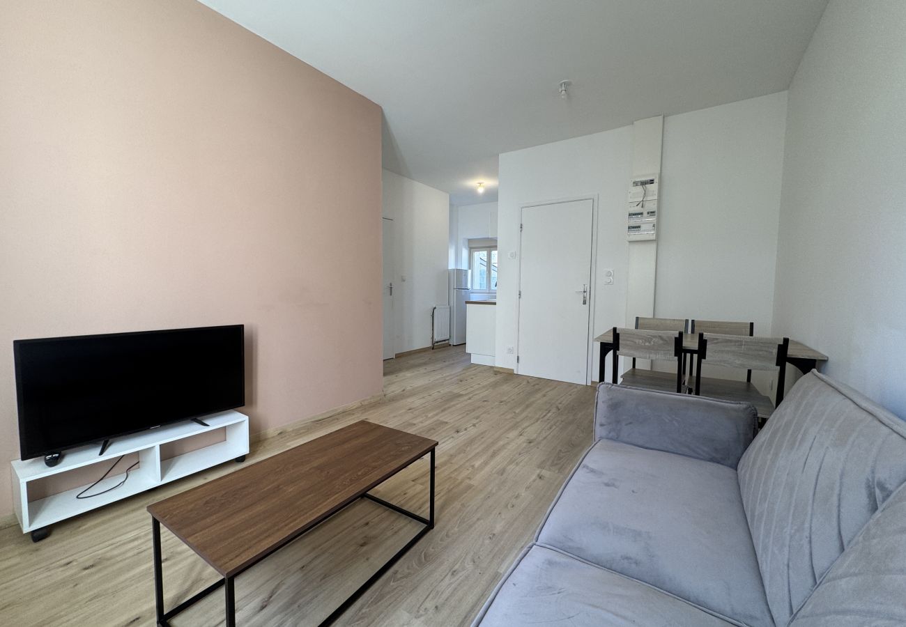 Apartment in Le Grand-Lucé - Le Repos Urbain - 3pers - Rêve au Mans