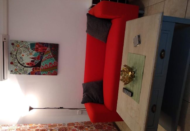 Studio à Puerto del Carmen - ZOE ; deux lits, TV, WIFI, cuisine équipée, salle de bain, piscine et solarium  Studio à Puerto del Carmen - ZOE ; deux lits, TV, WIFI, cuisine équipée, salle de bain, piscine et solarium