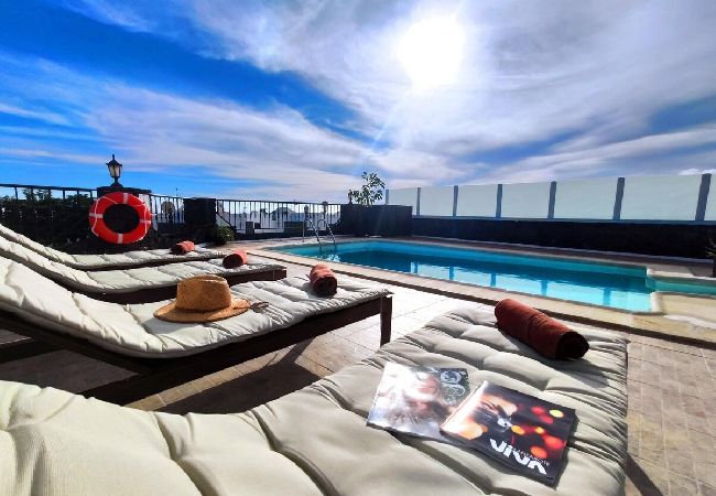 Villa à Tías - Villa 21, luxueuse villa avec piscine chauffée  Villa à Tías - Villa 21, luxueuse villa avec piscine chauffée