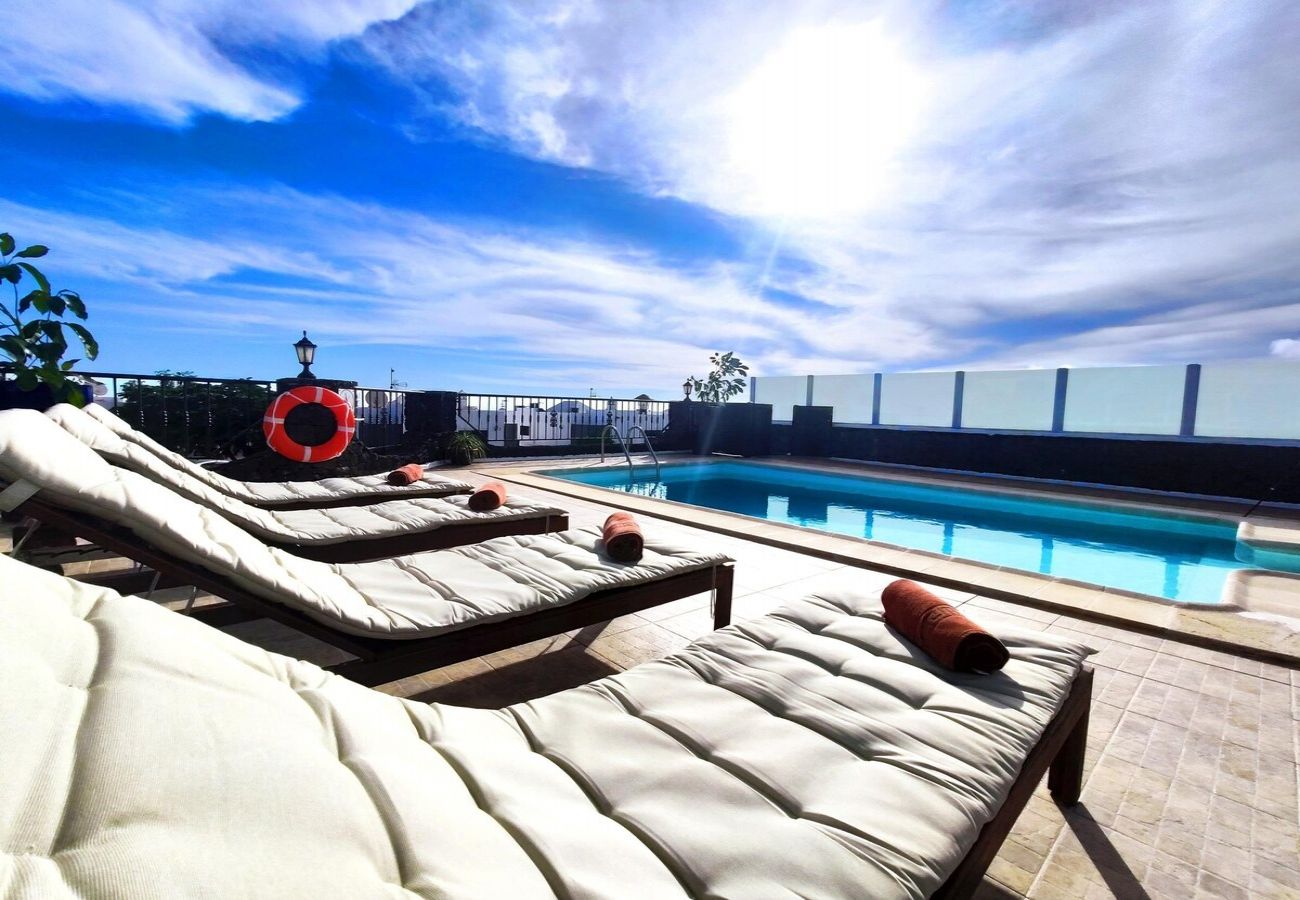 Villa à Tías - Villa 21, luxueuse villa avec piscine chauffée 