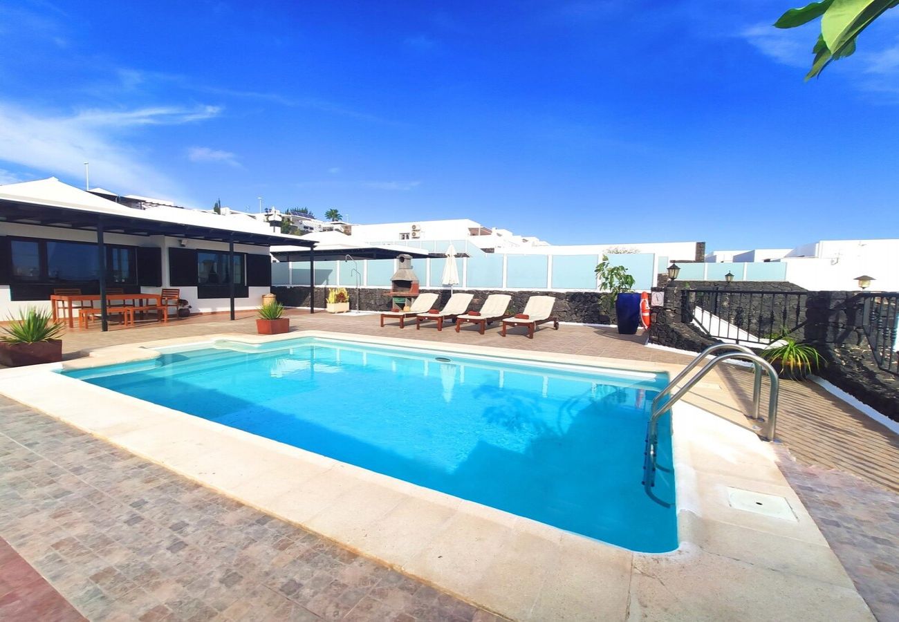 Villa à Tías - Villa 21, luxueuse villa avec piscine chauffée 