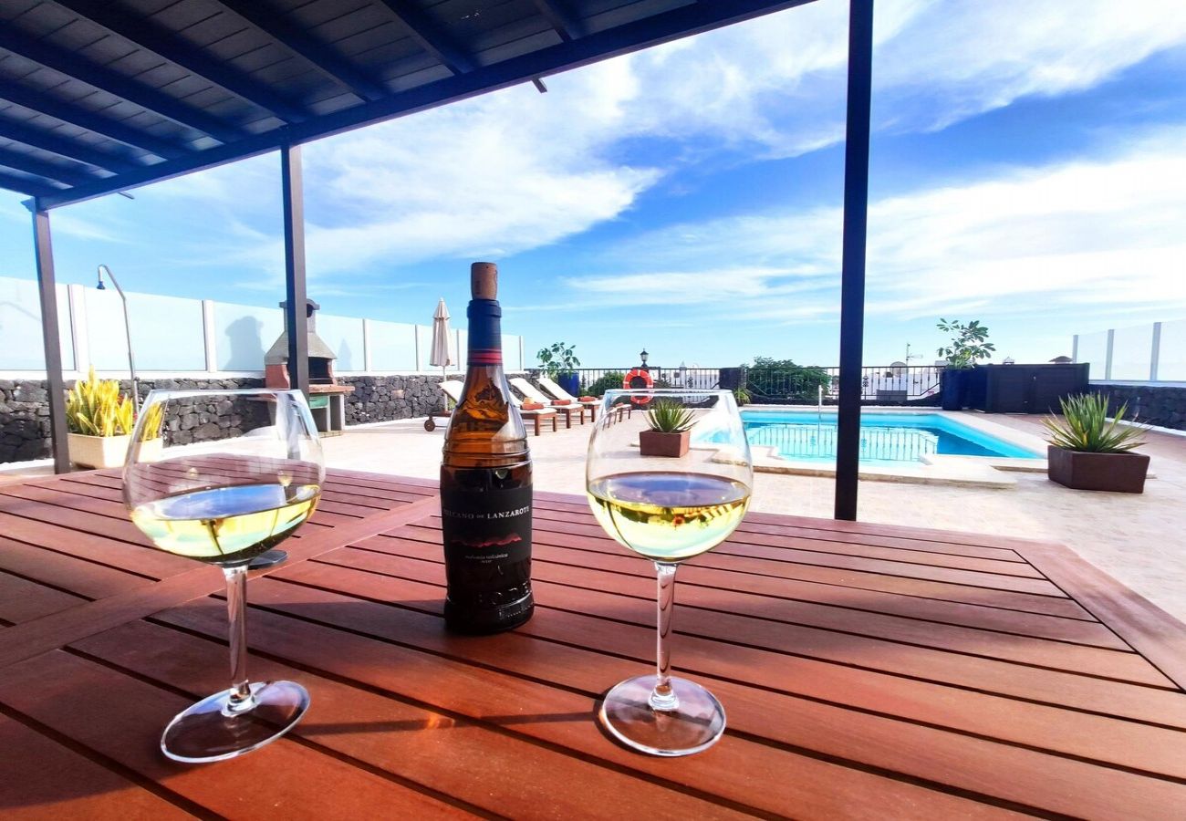 Villa à Tías - Villa 21, luxueuse villa avec piscine chauffée 