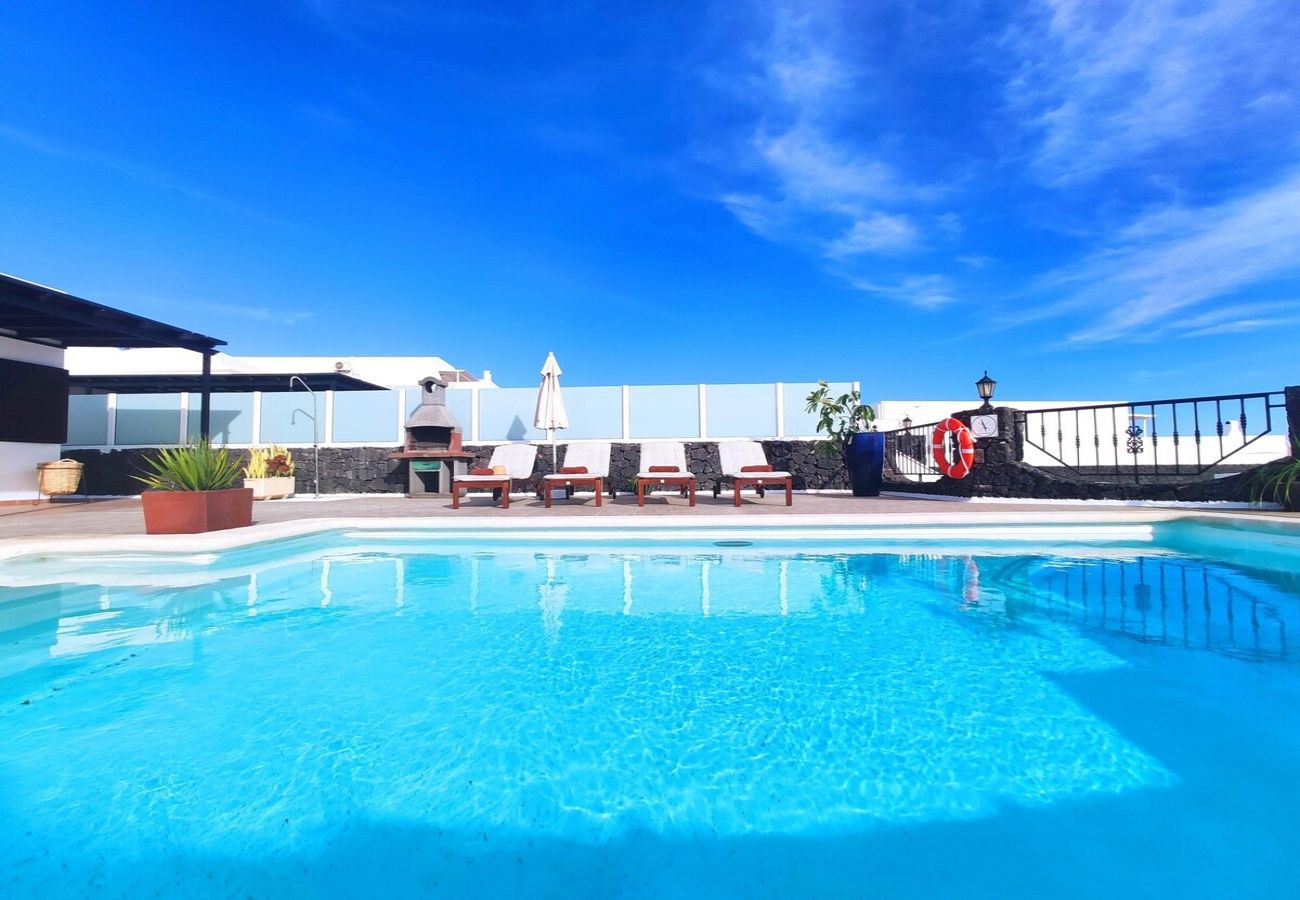 Villa à Tías - Villa 21, luxueuse villa avec piscine chauffée 