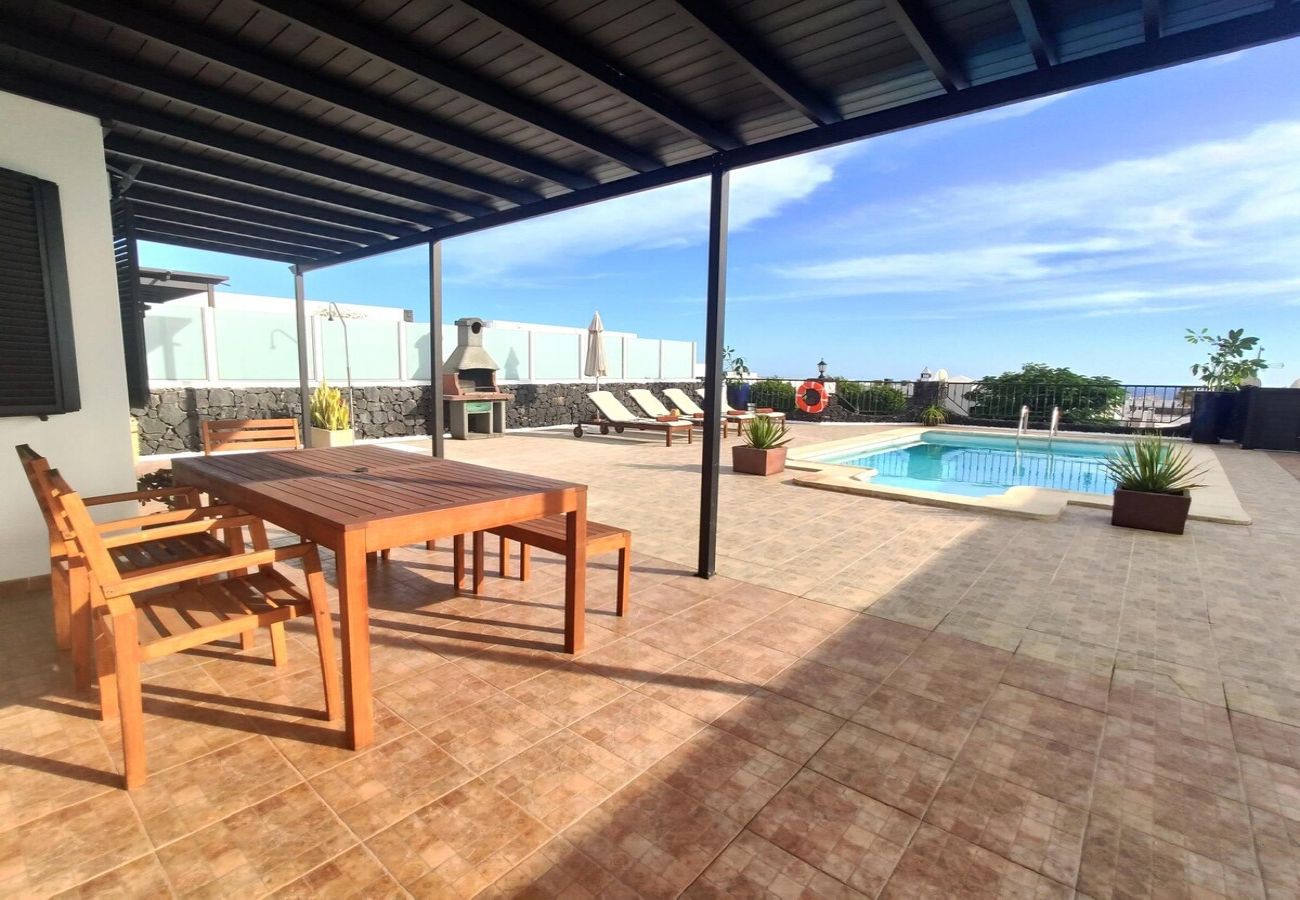 Villa à Tías - Villa 21, luxueuse villa avec piscine chauffée 