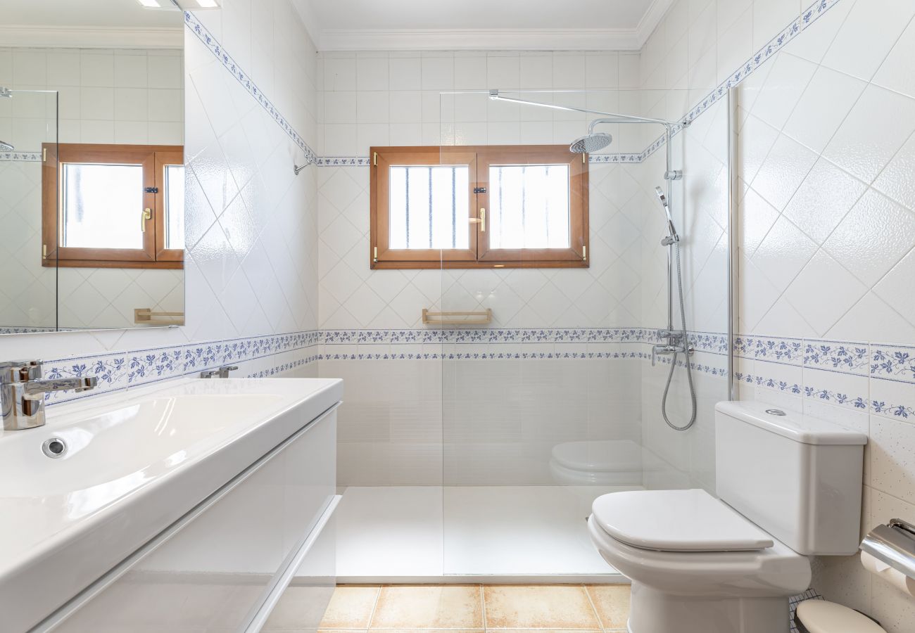 Villa à Tías - Villa 21, luxueuse villa avec piscine chauffée 
