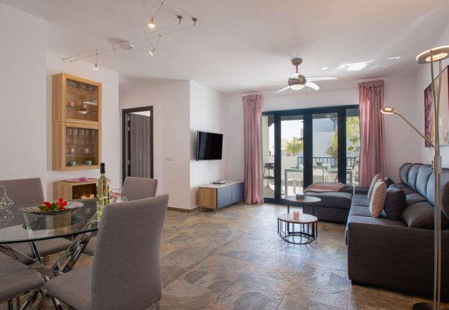 Maison à Playa Blanca - La niña bonita - villa au bord de la piscine avec vue sur la mer Maison à Playa Blanca - La niña bonita - villa au bord de la piscine avec vue sur la mer