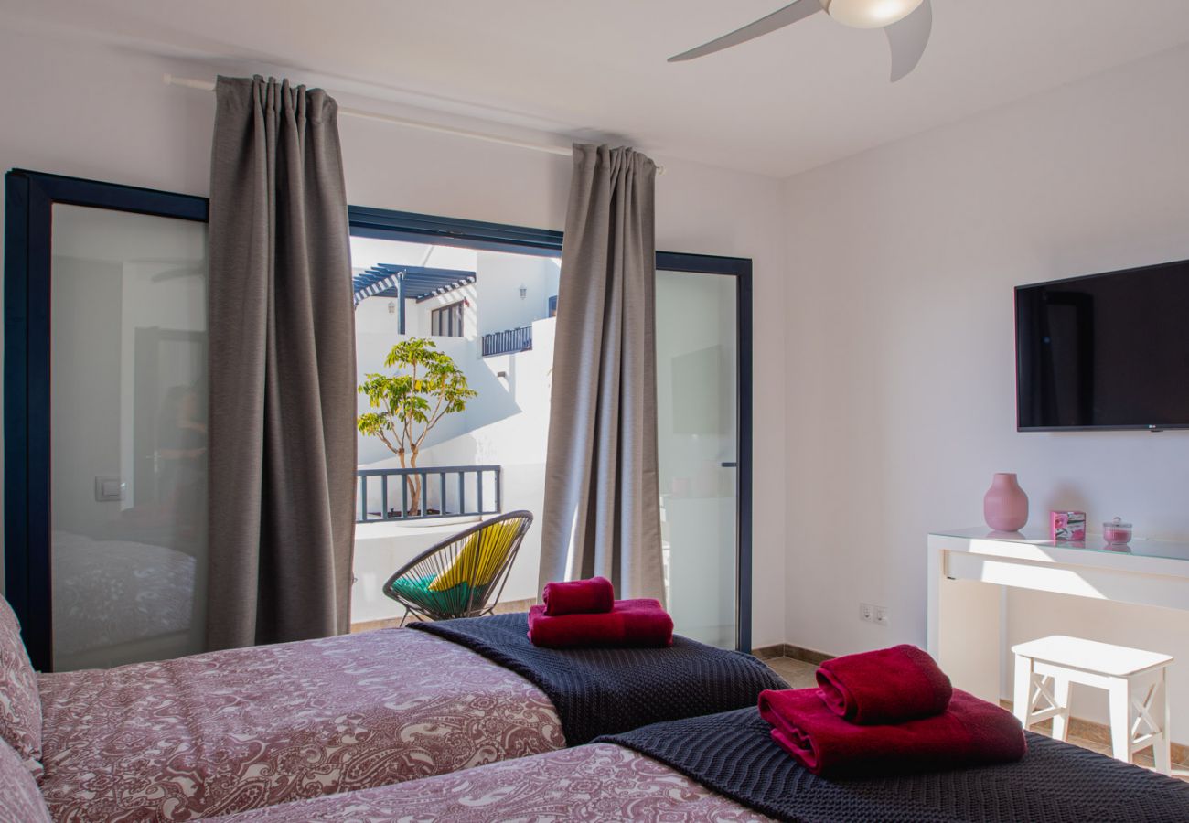 Maison à Playa Blanca - La niña bonita - villa au bord de la piscine avec vue sur la mer