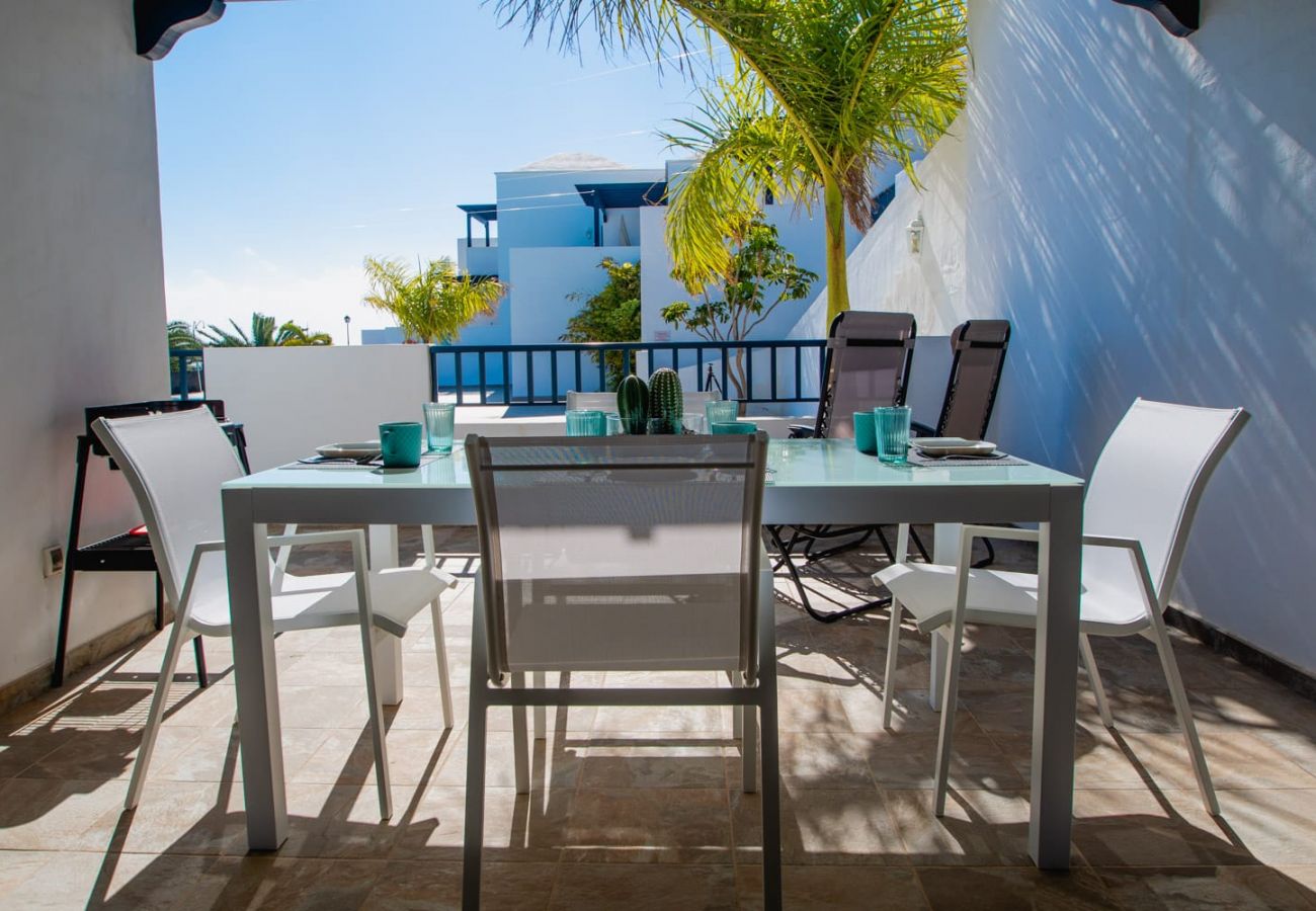 Maison à Playa Blanca - La niña bonita - villa au bord de la piscine avec vue sur la mer