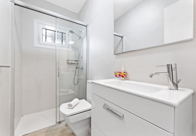 Maison à Playa Honda - Cordel 18 - Duplex au bord de la mer à Playa Honda | Lanzarote Maison à Playa Honda - Cordel 18 - Duplex au bord de la mer à Playa Honda | Lanzarote