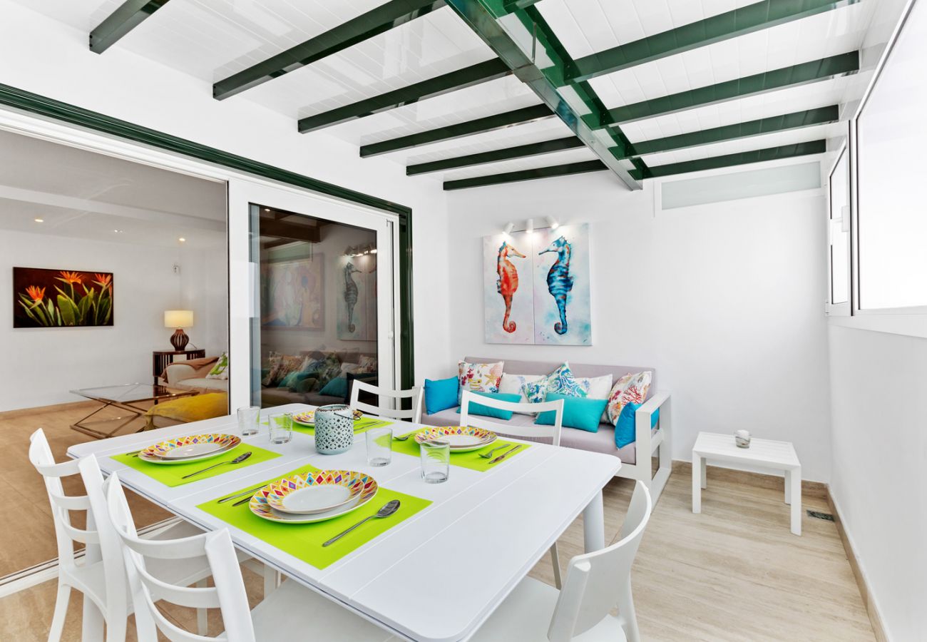 Maison à Playa Honda - Cordel 18 - beau duplex en bord de mer à Playa Honda