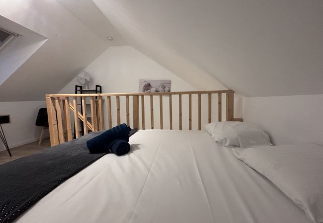 Appartement à Parigné-l´Evêque - Le Lutèce - Jardin - 4 pers. - Rêve au Mans Appartement à Parigné-l´Evêque - Le Lutèce - Jardin - 4 pers. - Rêve au Mans