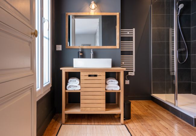 Studio à Le Mans - Le Night Dream - Sauna - 2 pers. - Rêve au Mans Studio à Le Mans - Le Night Dream - Sauna - 2 pers. - Rêve au Mans