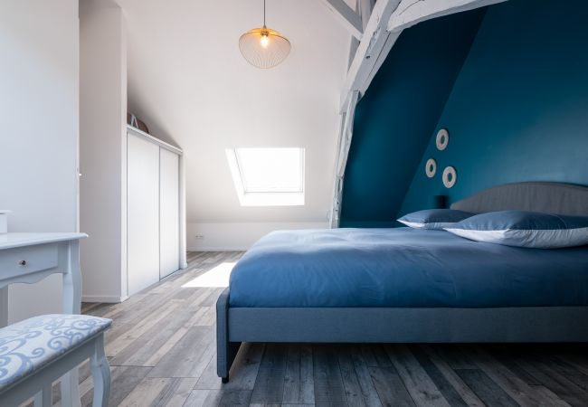 Appartement à Le Mans - L'Iris - Centre-ville - 4 pers. - Rêve au Mans Appartement à Le Mans - L'Iris - Centre-ville - 4 pers. - Rêve au Mans