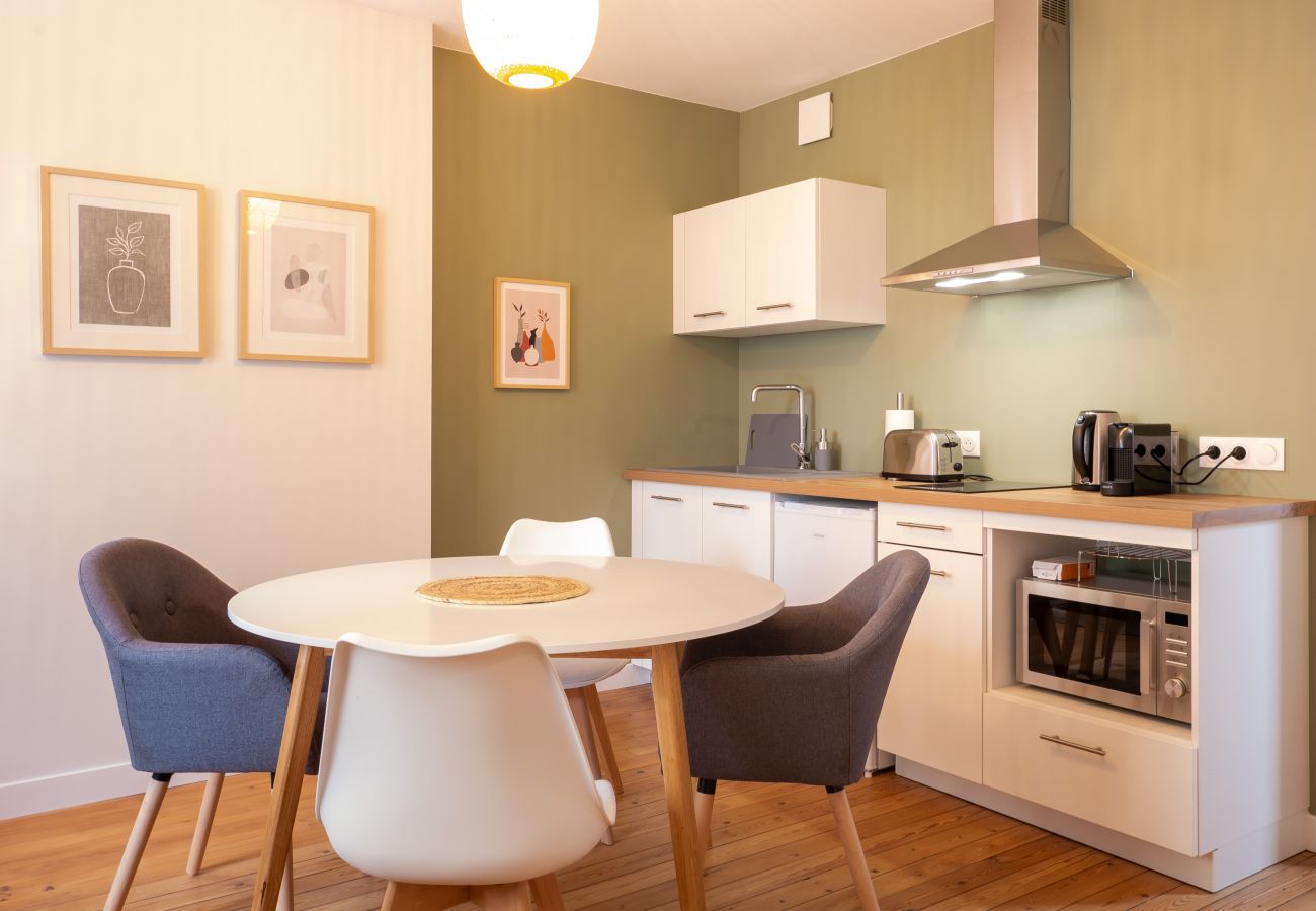 Cuisine moderne et espace repas