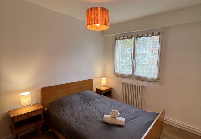 Appartement à Le Mans - The 70´s - Balcon - 8 pers. - Rêve au Mans Appartement à Le Mans - The 70´s - Balcon - 8 pers. - Rêve au Mans