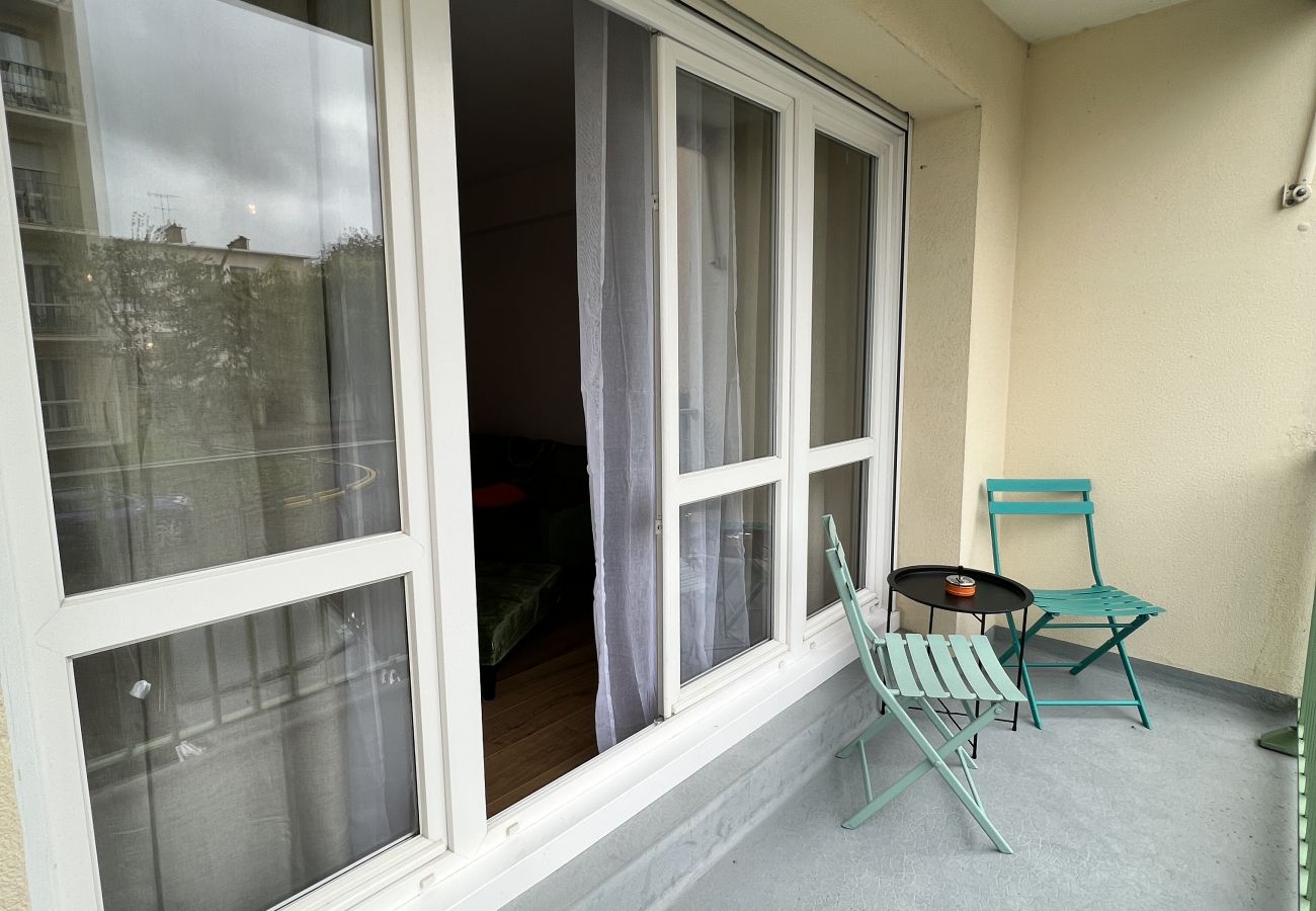 Appartement à Le Mans - The 70´s - Balcon - 8 pers. - Rêve au Mans
