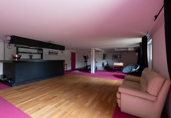 Villa à Le Mans - Villa Isaac - Luxe - 16 pers. - Rêve au Mans Villa à Le Mans - Villa Isaac - Luxe - 16 pers. - Rêve au Mans