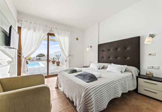 Villa à Playa Blanca - Villa Flora - Villasexperience Villa à Playa Blanca - Villa Flora - Villasexperience