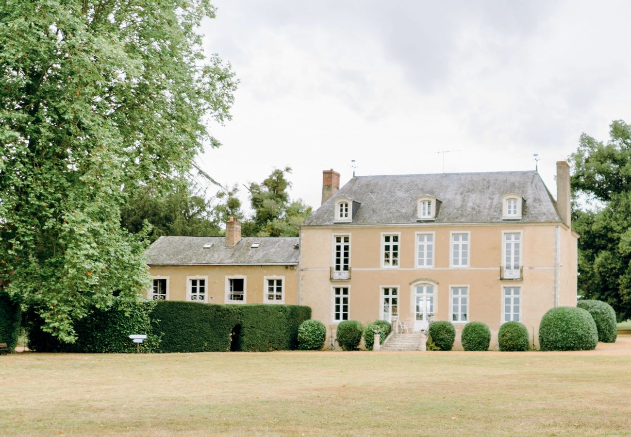 Château de Marigné, manoir 17ème siècle, Vallée de la Loire, location de luxe
