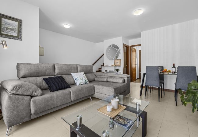 Maison mitoyenne à Puerto Calero - La Malvarrosa Maison mitoyenne à Puerto Calero - La Malvarrosa