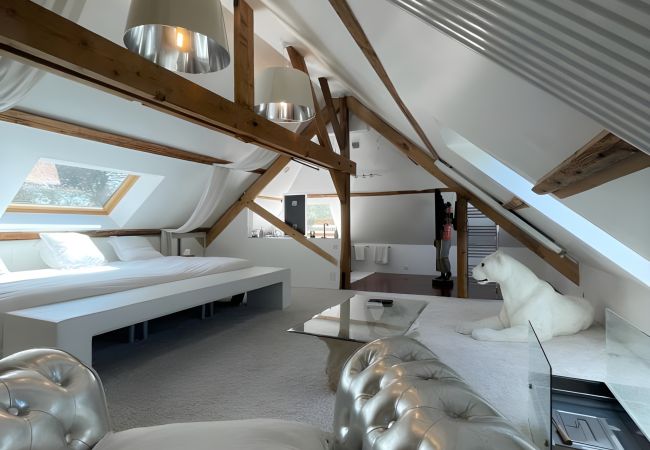 Domaine à Saint-Pavace - Domaine de la Belvaudière - 22 Pers. - Piscine - Luxe -Rêve au Mans Domaine à Saint-Pavace - Domaine de la Belvaudière - 22 Pers. - Piscine - Luxe -Rêve au Mans