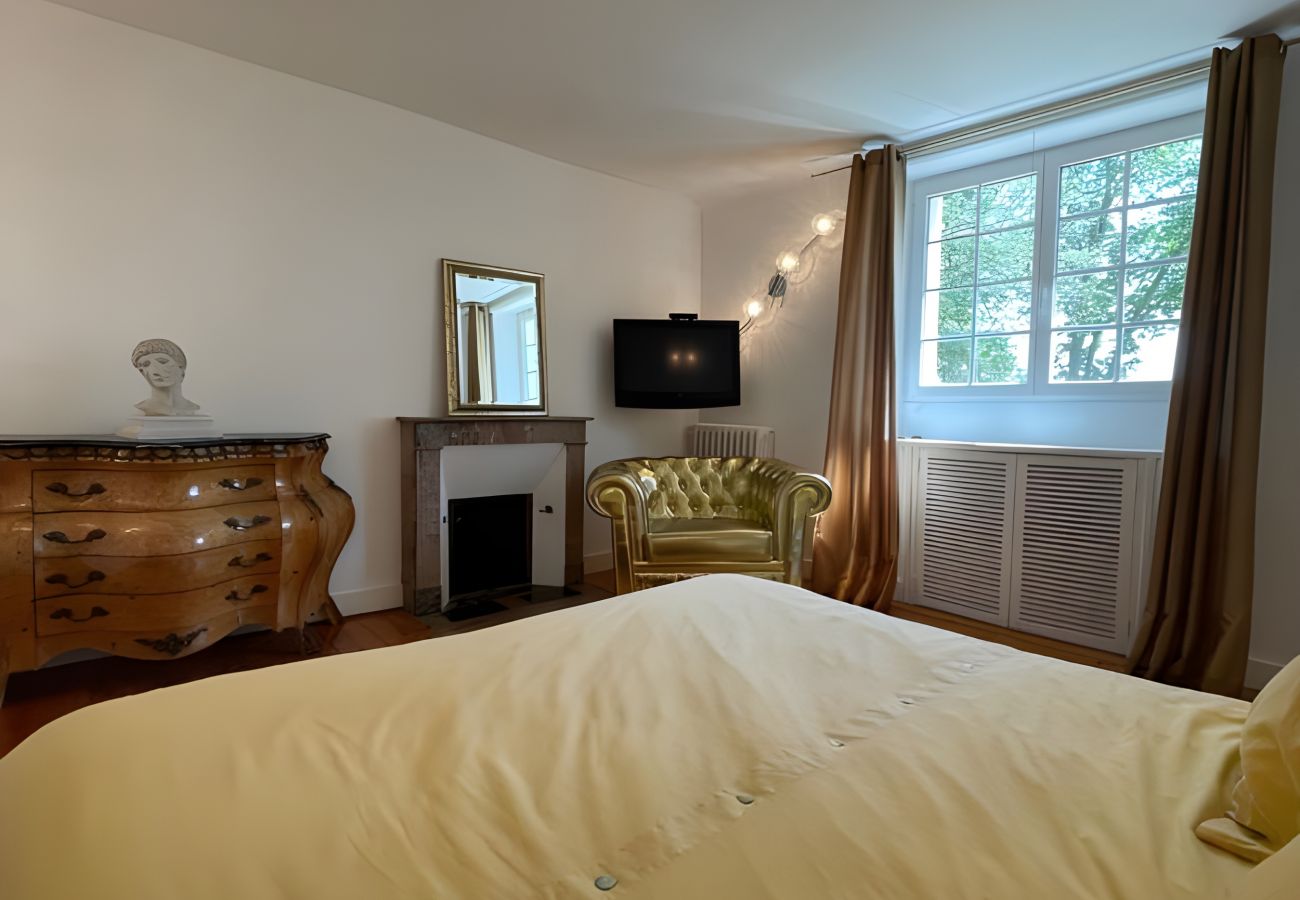 Domaine à Saint-Pavace - Domaine de la Belvaudière - 22 Pers. - Piscine - Luxe -Rêve au Mans