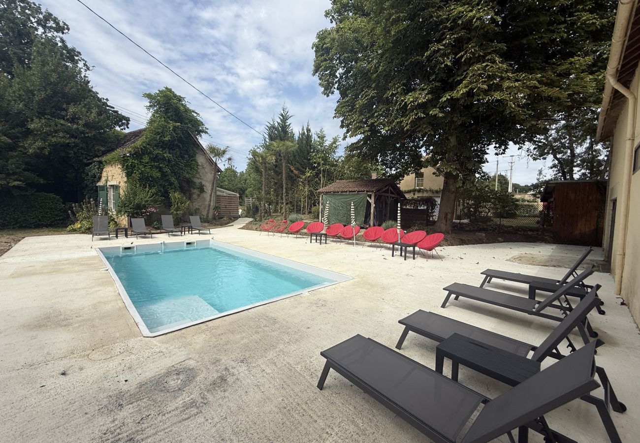 Domaine à Saint-Pavace - Domaine de la Belvaudière - 22 Pers. - Piscine - Luxe -Rêve au Mans