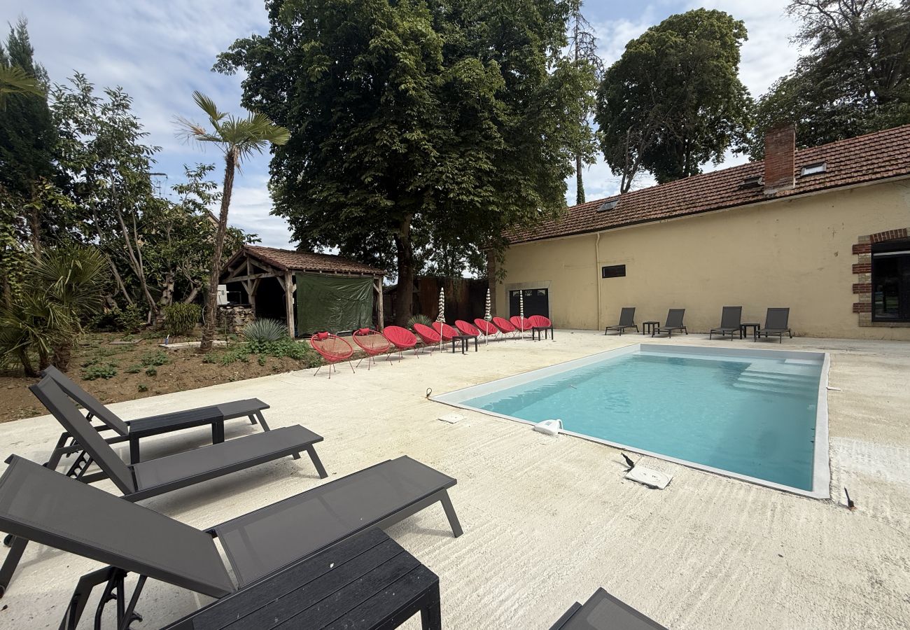Domaine à Saint-Pavace - Domaine de la Belvaudière - 22 Pers. - Piscine - Luxe -Rêve au Mans