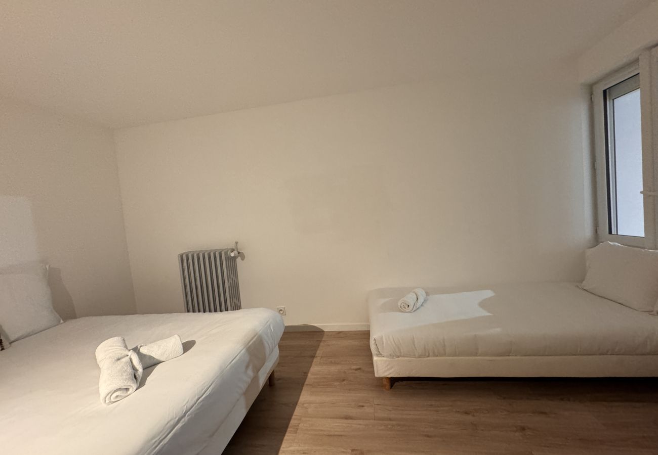 Appartement à Ecommoy - Le Repère des Pilotes - Gare - 11 p - Rêve au Mans