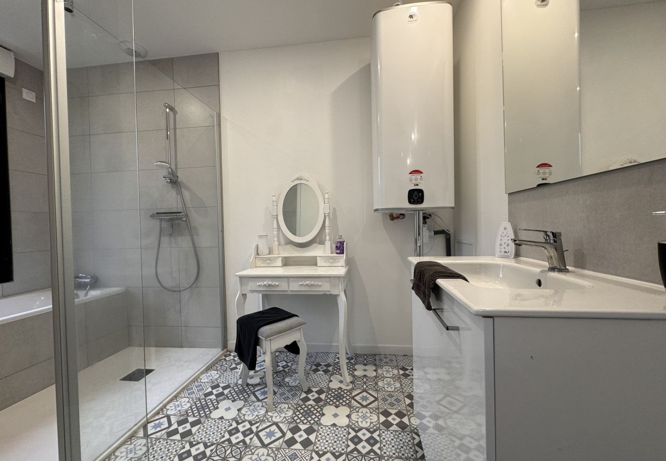 Appartement à Ecommoy - Le Repère des Pilotes - Gare - 11 p - Rêve au Mans