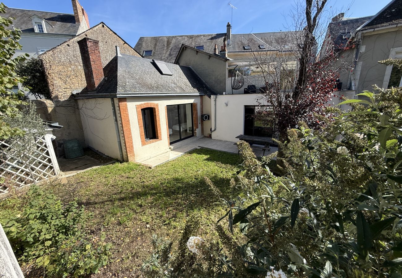 Appartement à Ecommoy - Le Repère des Pilotes - Gare - 13 p - Rêve au Mans