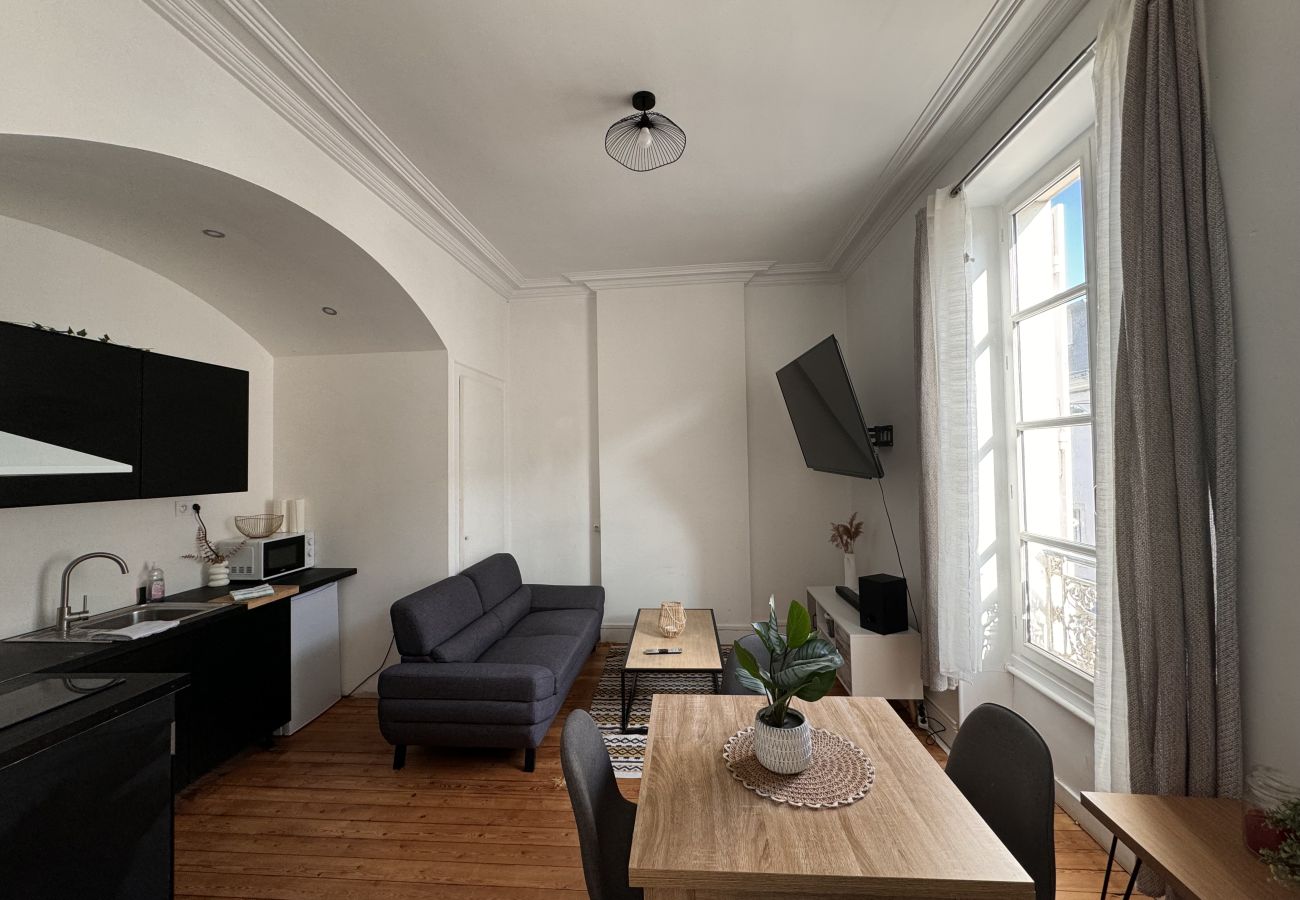 Appartement à Ecommoy - Le Central - Proche du Circuit - 2 pers. - Rêve au Mans
