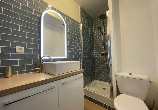 Appartement à Le Mans - Le Paradise - Balcon - Centre-ville - 4 pers. - Rêve au Mans Appartement à Le Mans - Le Paradise - Balcon - Centre-ville - 4 pers. - Rêve au Mans